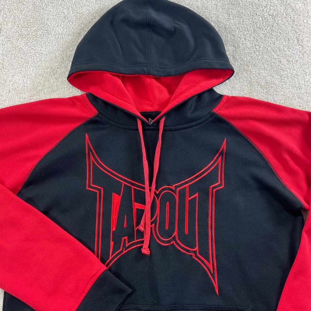 Vtg Y2K Tapout Hoodie Mens Medium Black Red‎ Embroidered Logo Raglan Performance